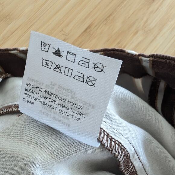 Reformation Marlon Brown Striped High-rise Cropped Straight Leg Pants, size 6 - Picture 9 of 9